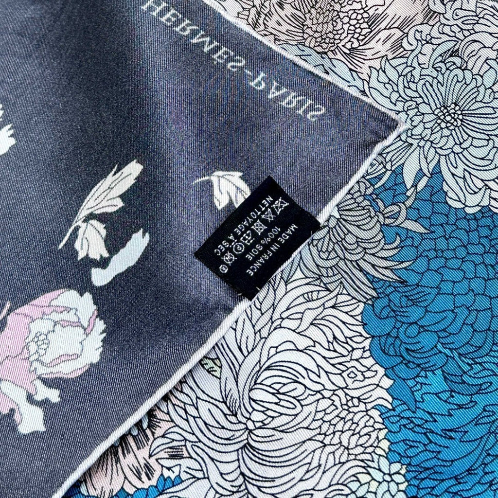 Hermes Style Lightness in Bloom Silk Scarf - Navy - Detail Image 8