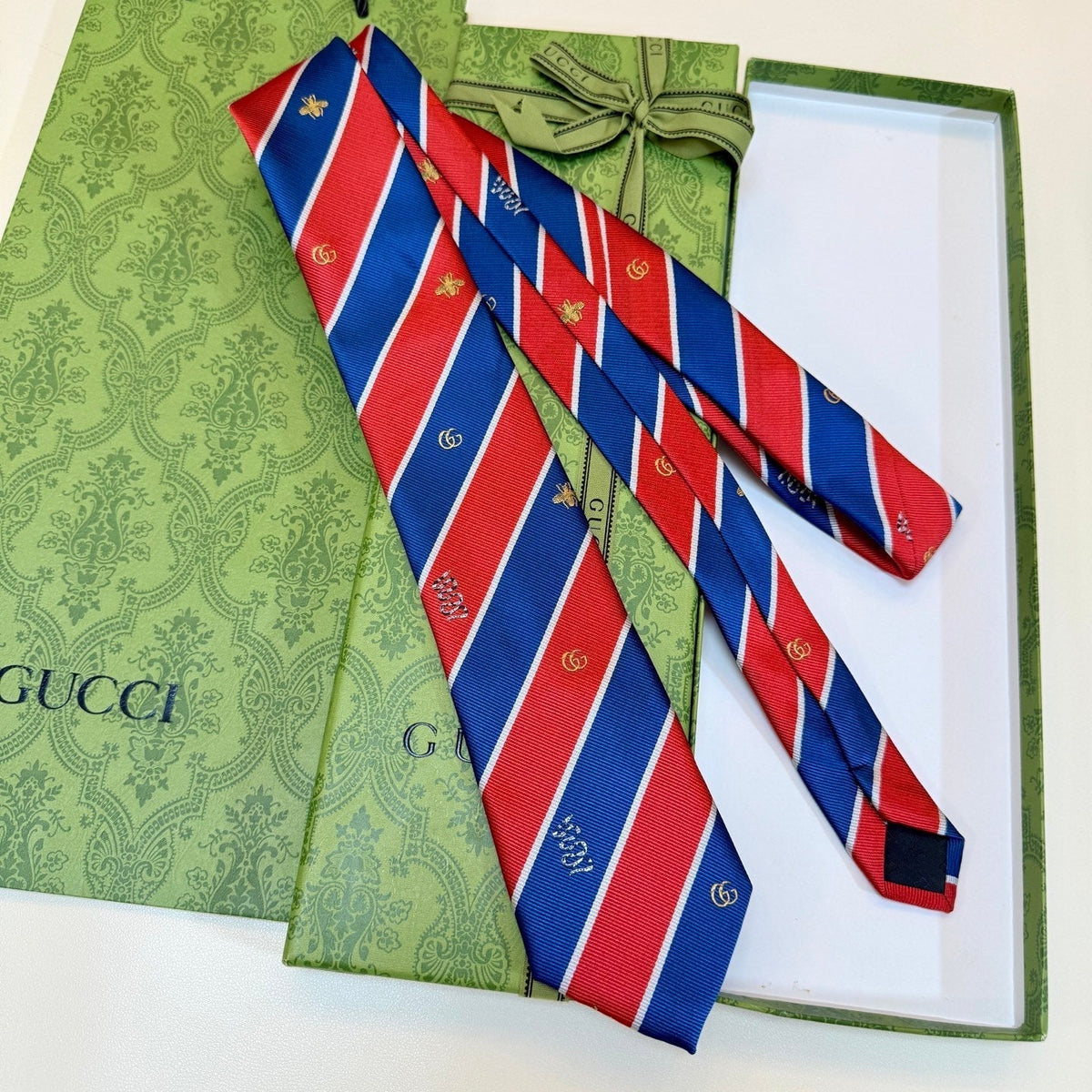 Gucci Style Men's Equestrian Stripe Silk Tie - Detail Image 11