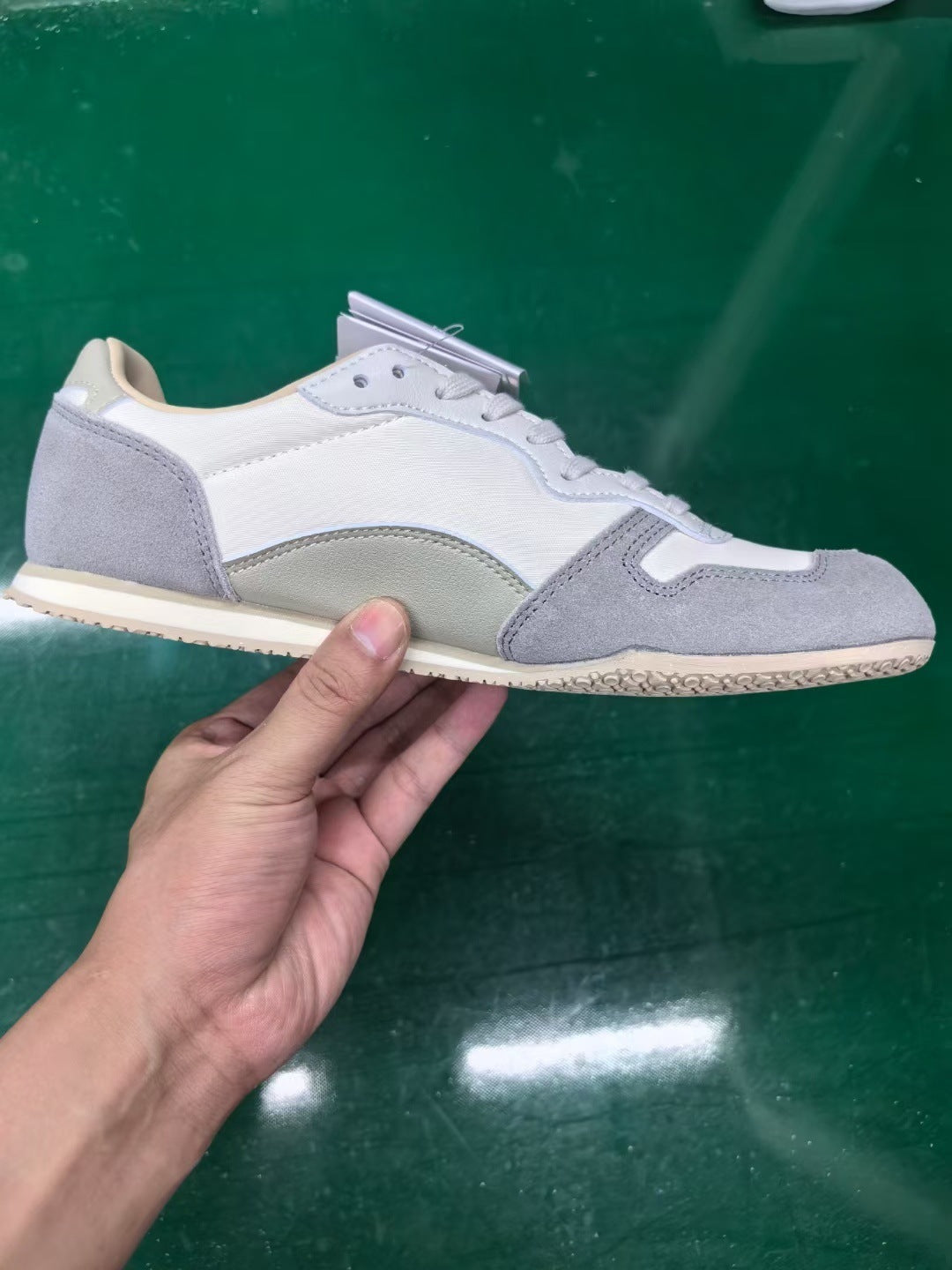 Onitsuka Tiger Serrano CL | Unisex Retro Low-Top Sneakers | 4 Colorways | EU 36–45