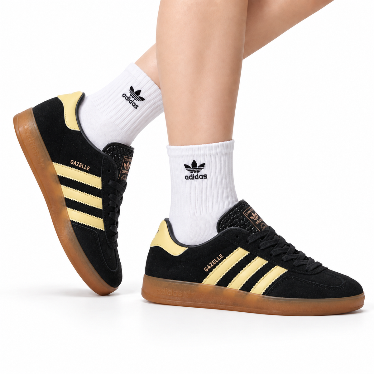 Adidas Classic Low Top Sneakers |