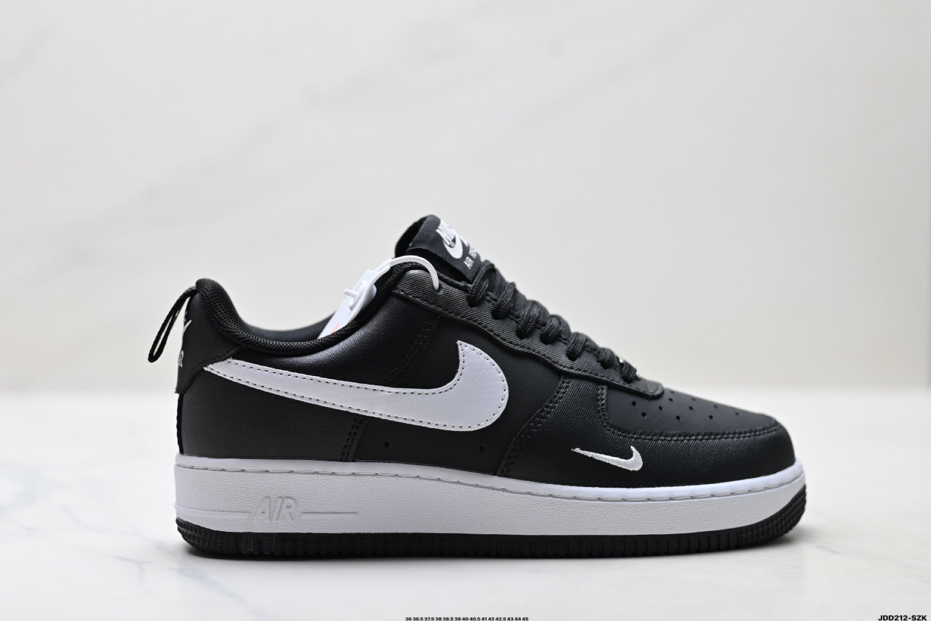 Nike Air Force 1 '07 LV8 Low-Top Sneakers – Black/White