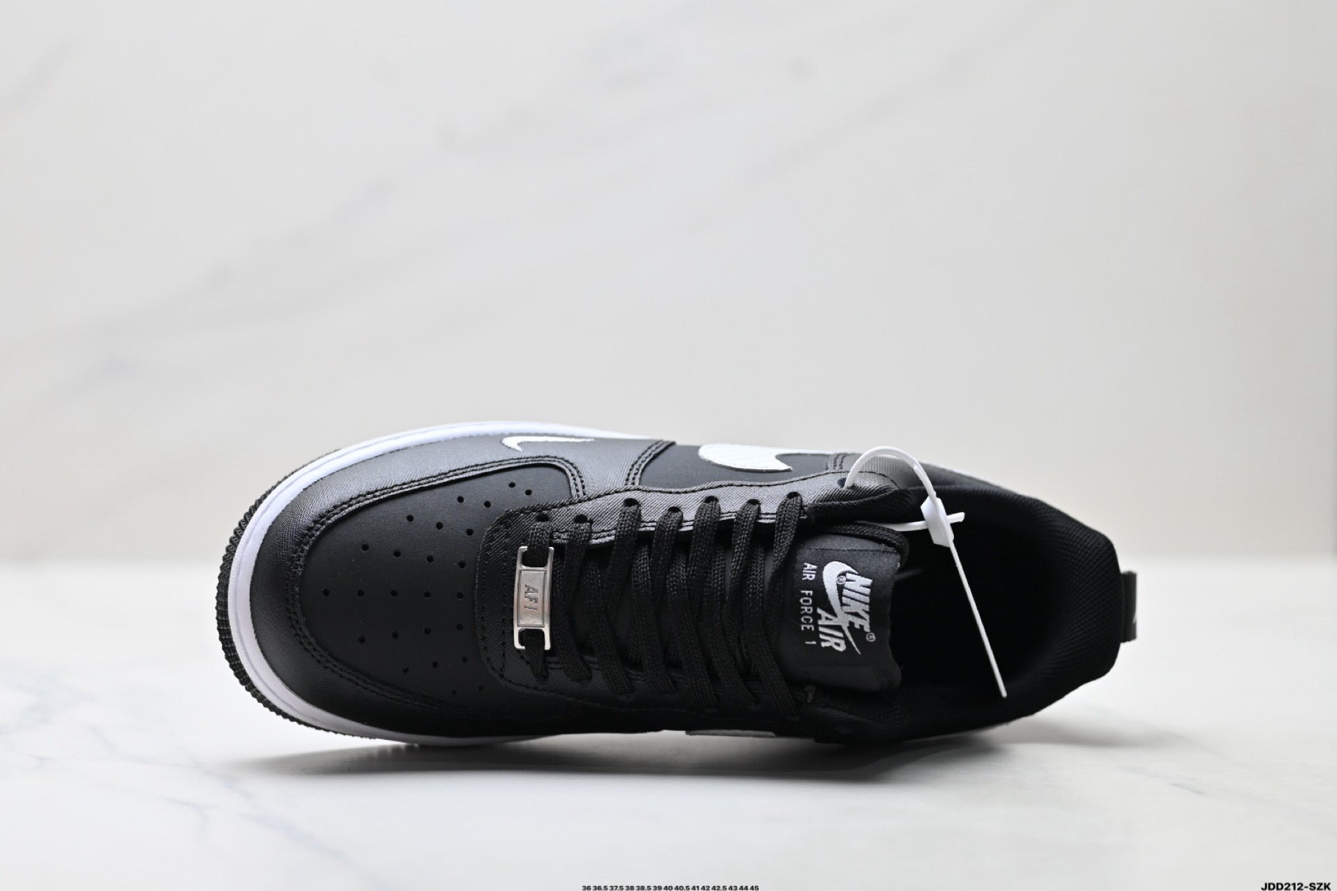 Nike Air Force 1 '07 LV8 Low-Top Sneakers – Black/White