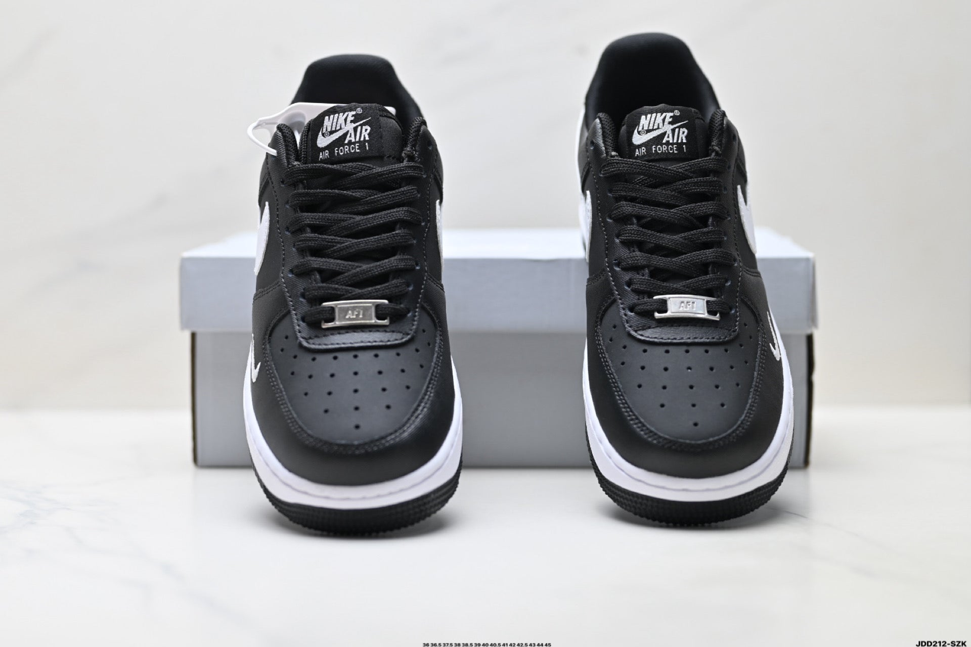 Nike Air Force 1 '07 LV8 Low-Top Sneakers – Black/White