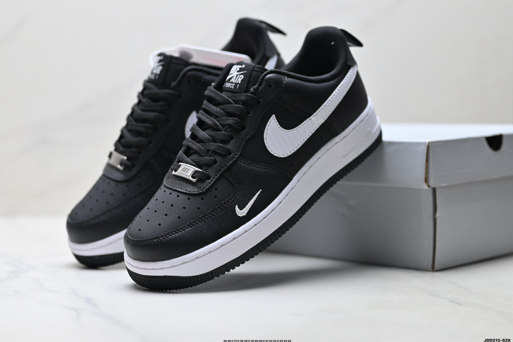 Nike Air Force 1 '07 LV8 Low-Top Sneakers – Black/White