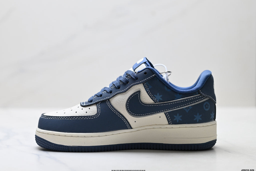 Nike Air Force 1 '07 LV8 Graphic Low-Top Sneakers – Navy/White