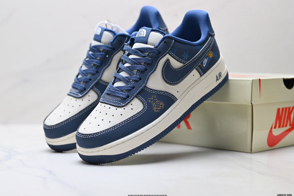 Nike Air Force 1 '07 LV8 Graphic Low-Top Sneakers – Navy/White