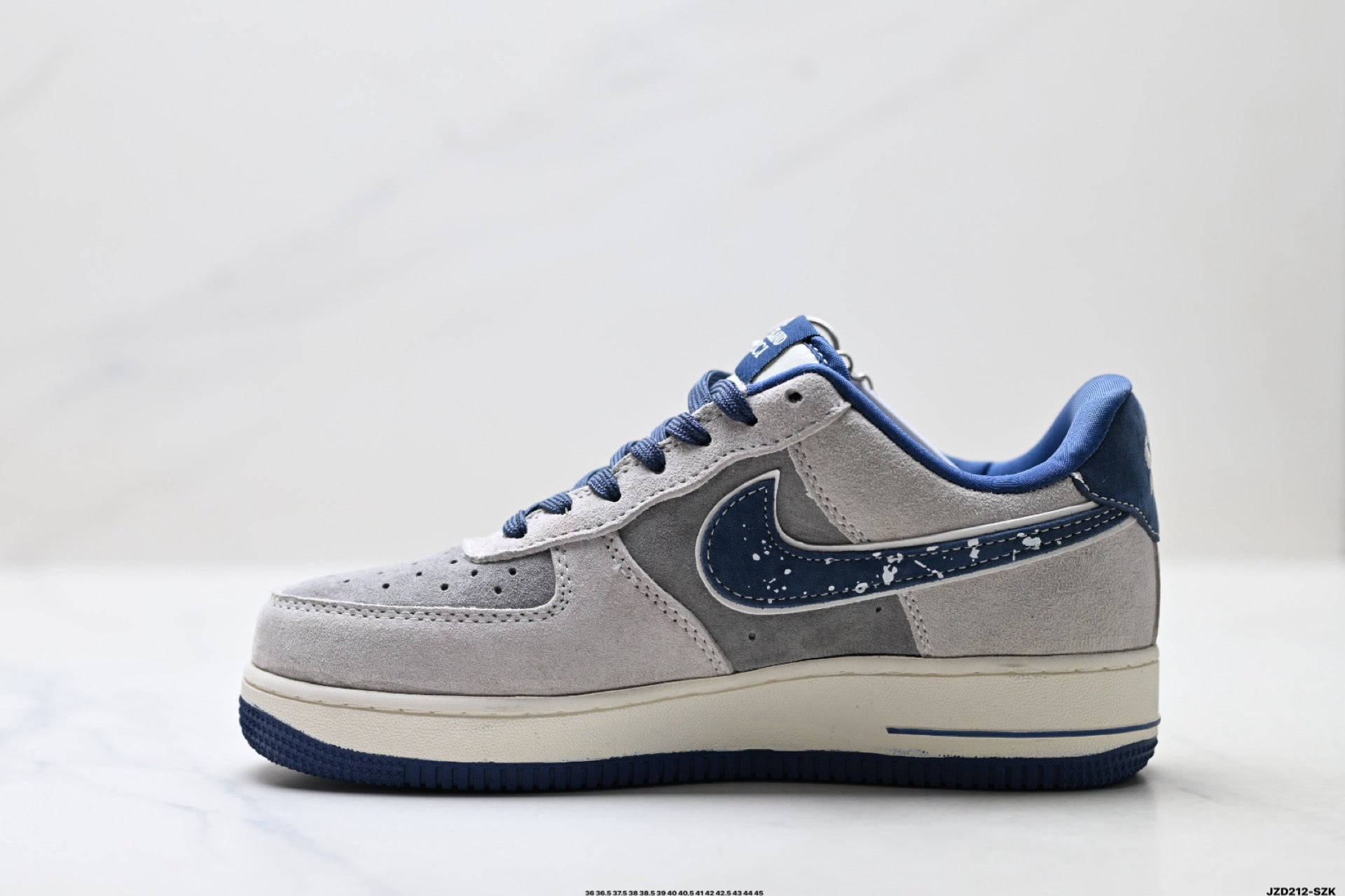 Nike Air Force 1 '07 LV8 Graphic Low-Top Sneakers – Grey/Navy