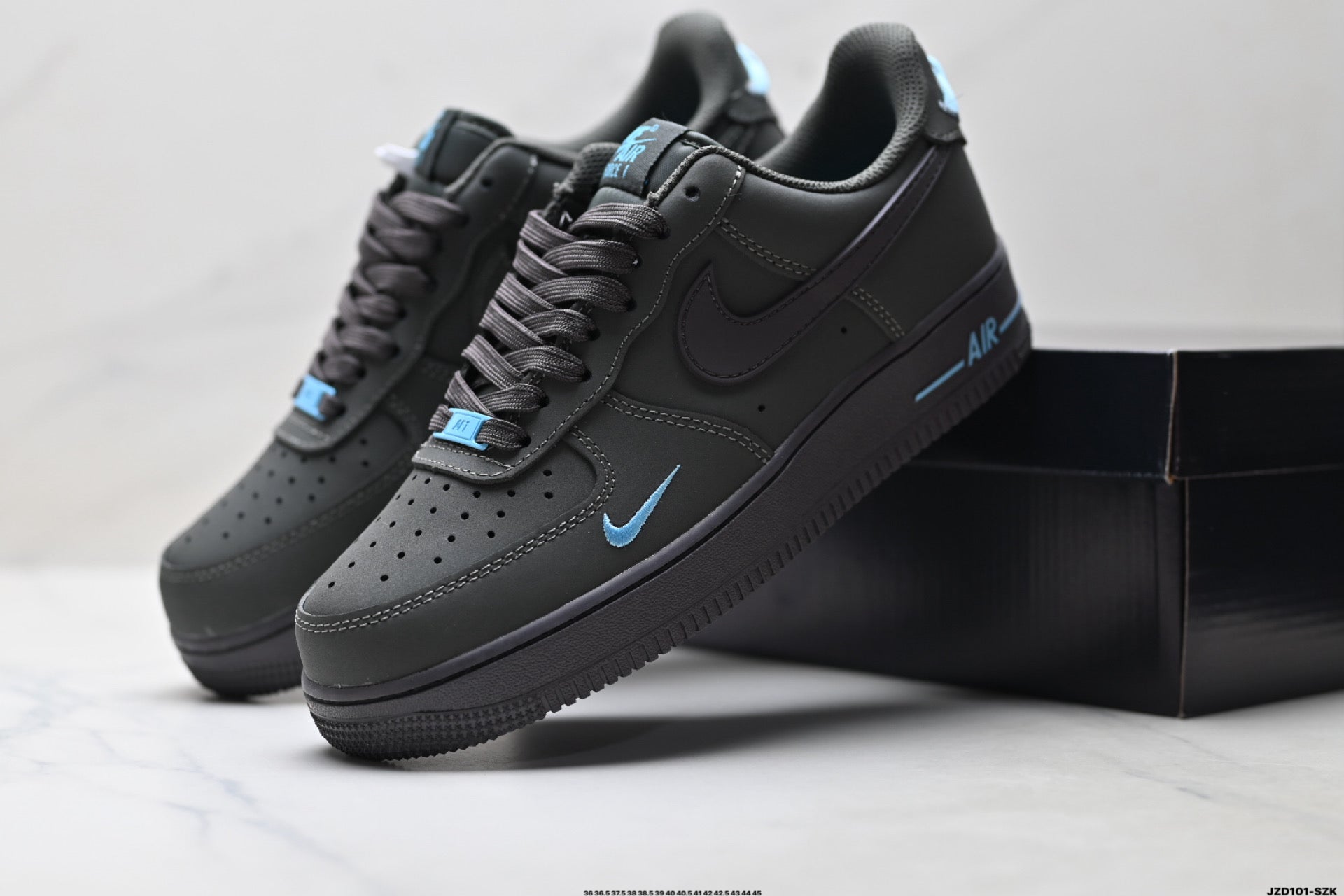 Nike Air Force 1 '07 LV8 Low-Top Sneakers – Black/Light Blue