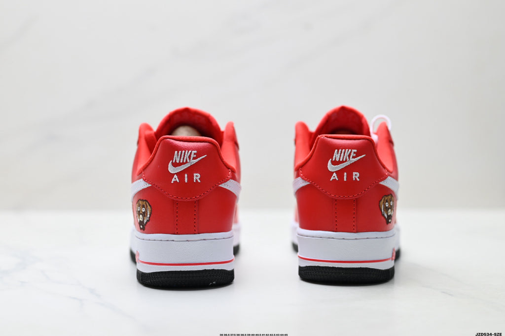 Nike Air Force 1 '07 LV8 Bear Graphic Low-Top Sneakers – Red/White