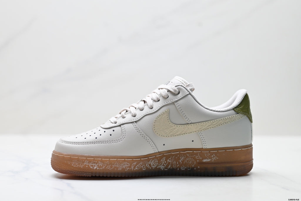 Nike Air Force 1 '07 LV8 Utility Graphic Low-Top Sneakers – White/Beige/Gum