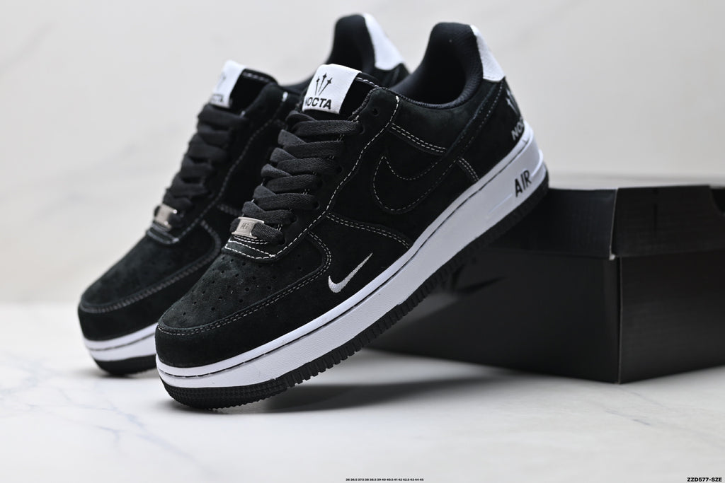 Nike Air Force 1 '07 LV8 Graphic Low-Top Sneakers – Black/White
