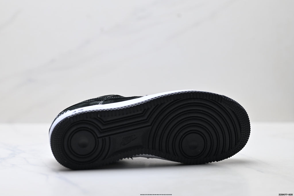 Nike Air Force 1 '07 LV8 Graphic Low-Top Sneakers – Black/White