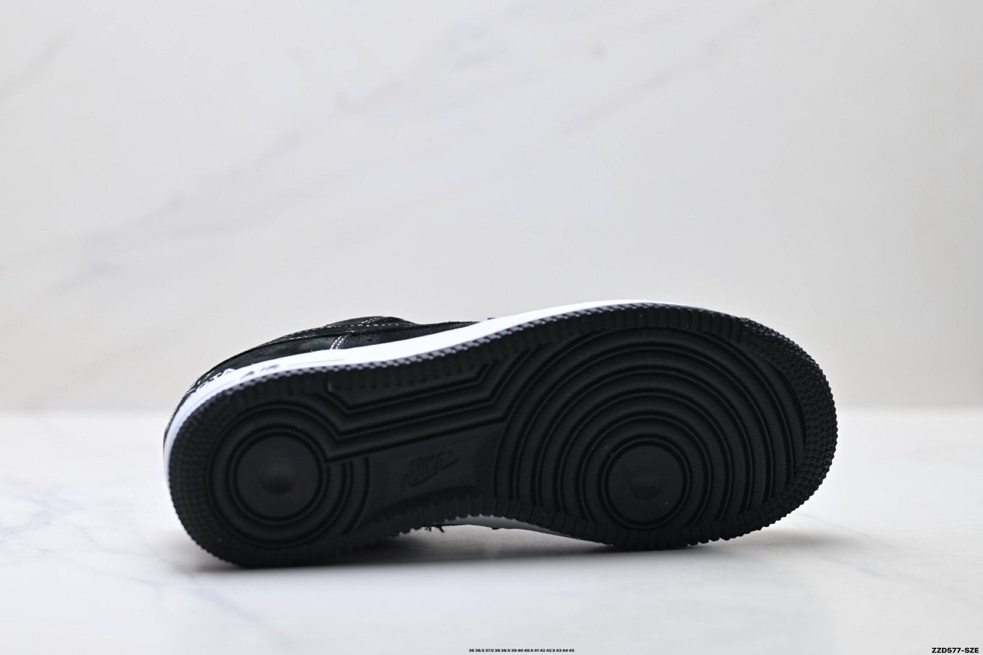 Nike Air Force 1 '07 LV8 Graphic Low-Top Sneakers – Black/White
