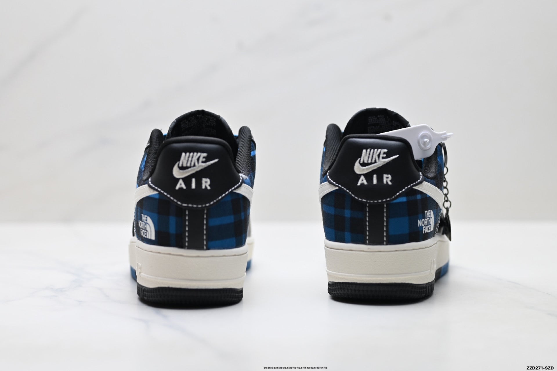 Nike Air Force 1 '07 LV8 Plaid Graphic Low-Top Sneakers – Black/Blue