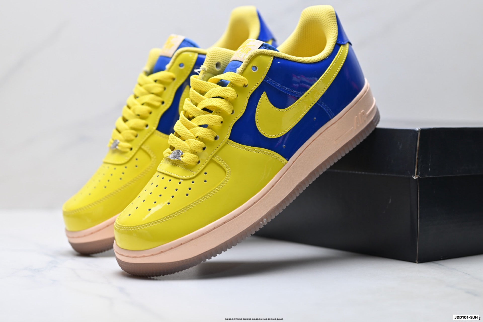 Nike Air Force 1 '07 LV8 Patent Low-Top Sneakers – Royal Blue/Yellow
