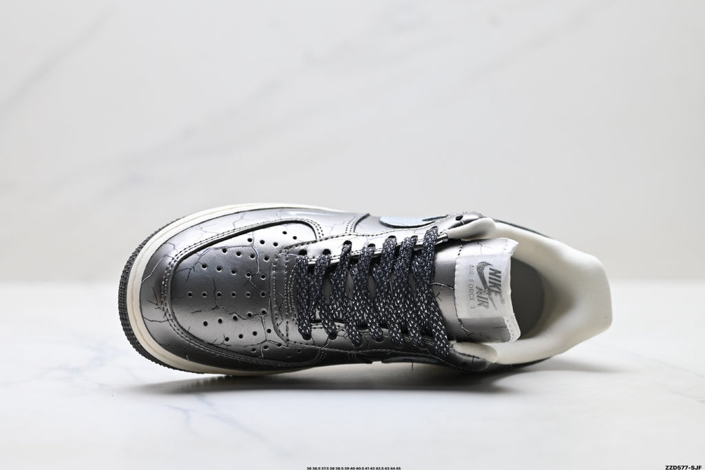 Nike Air Force 1 '07 LV8 Cracked Graphic Low-Top Sneakers – Metallic Grey