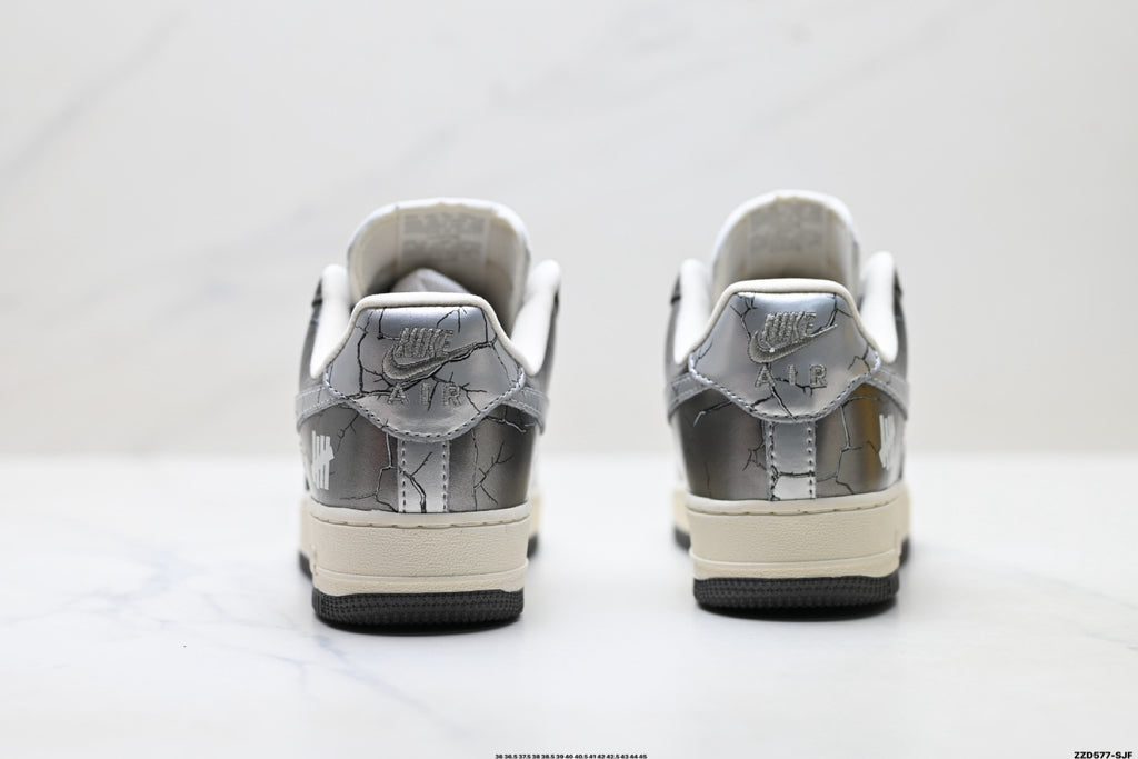 Nike Air Force 1 '07 LV8 Cracked Graphic Low-Top Sneakers – Metallic Grey