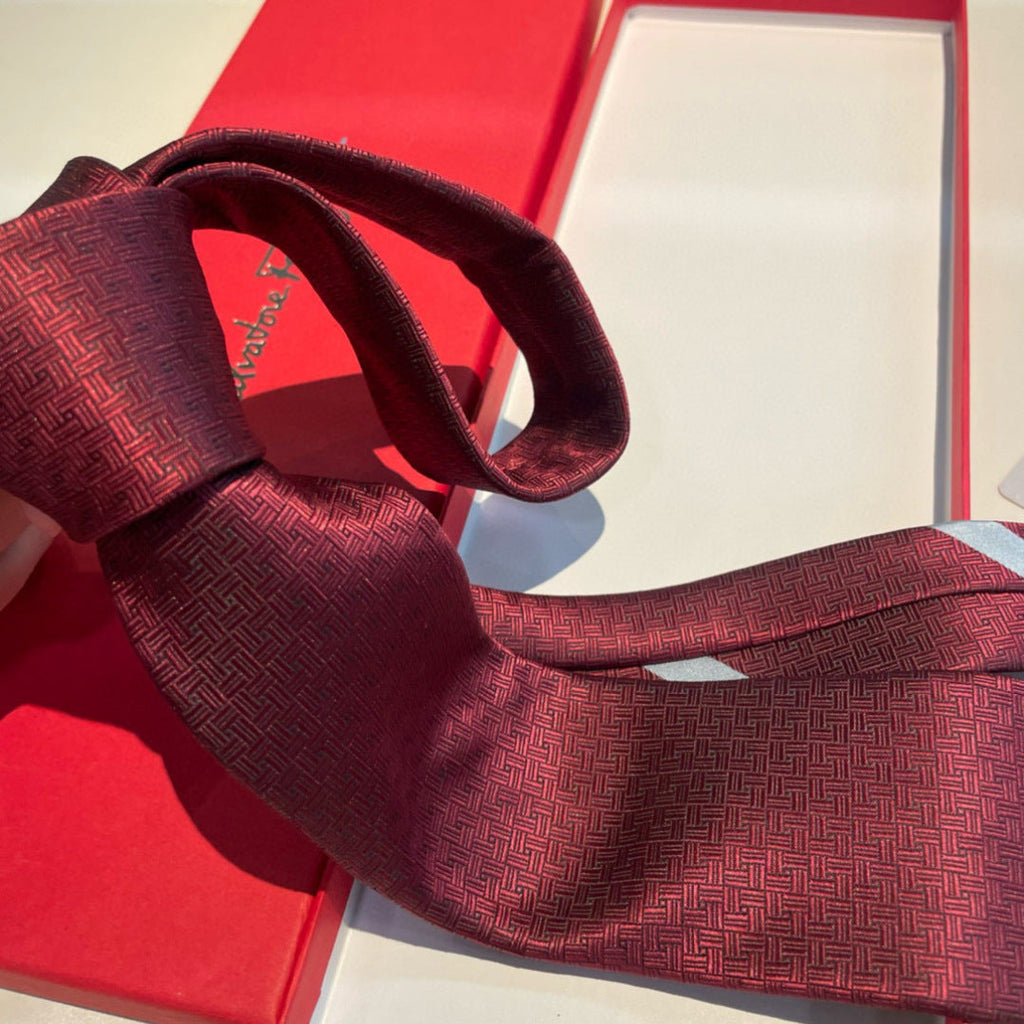 Ferragamo Style Men's Gancini Silk Tie - Detail Image 4