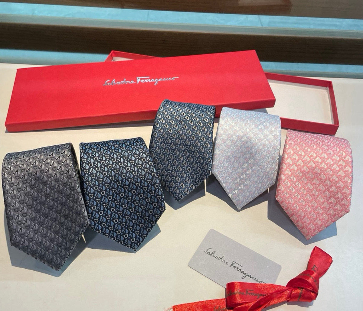 Ferragamo Style Men's Micro Pattern Silk Tie - Main Image