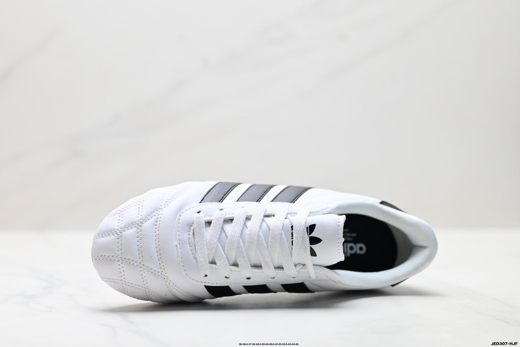 Classic Court Leather Sneakers