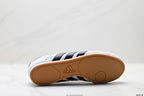 Classic Court Leather Sneakers