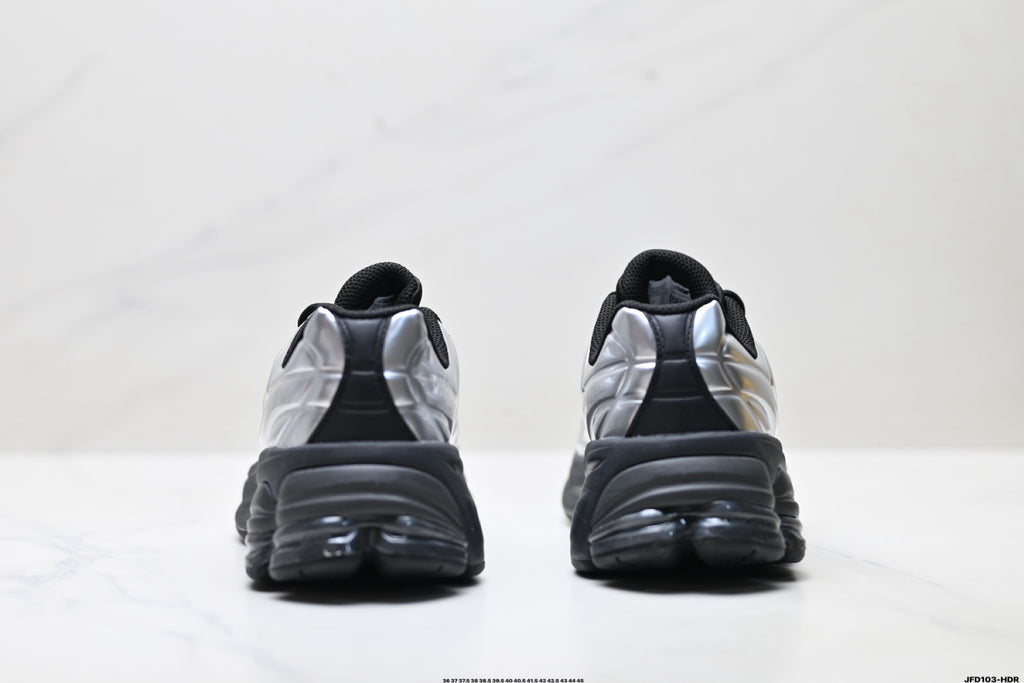 New Balance 9060 Sneakers - Silver Black Metallic