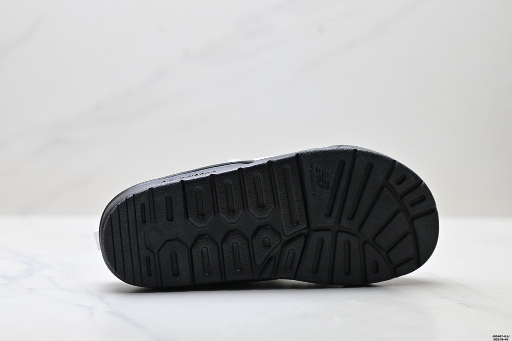 New Balance Outdoor Mule Clogs – Black White
