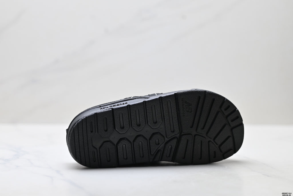 New Balance Outdoor Mule Clogs – Triple Black