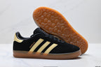 Adidas Classic Low Top Sneakers |