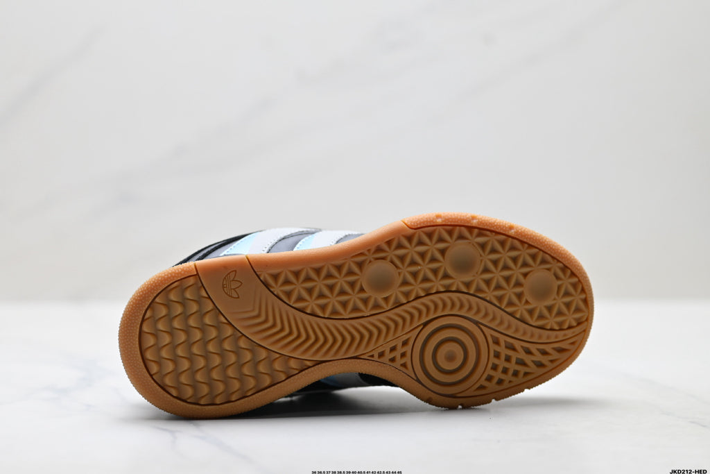 Adidas Predator Mundial Sneakers