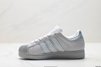 Adidas Superstar Sneakers