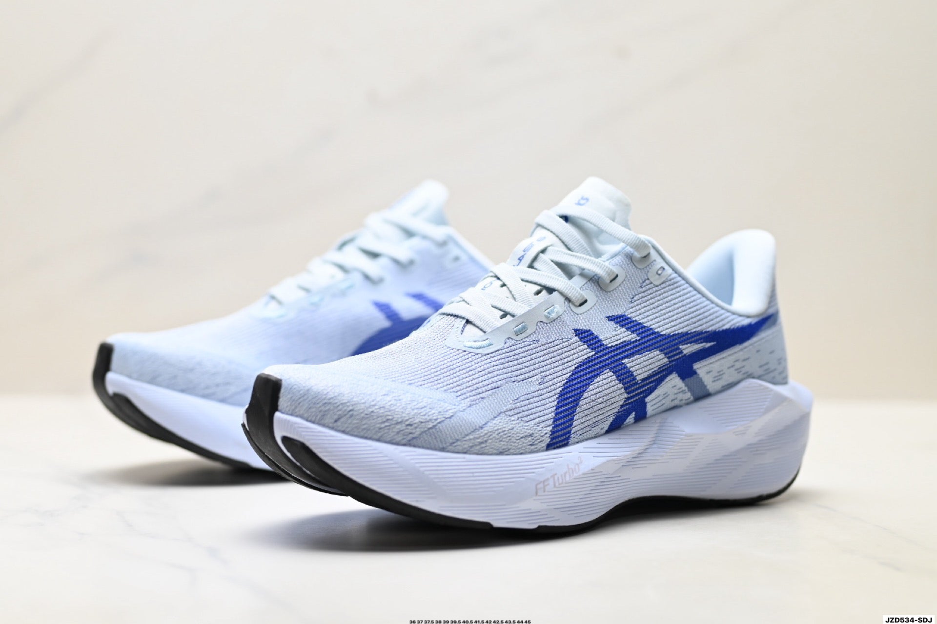 ASICS Novablast 6 Running Shoes
