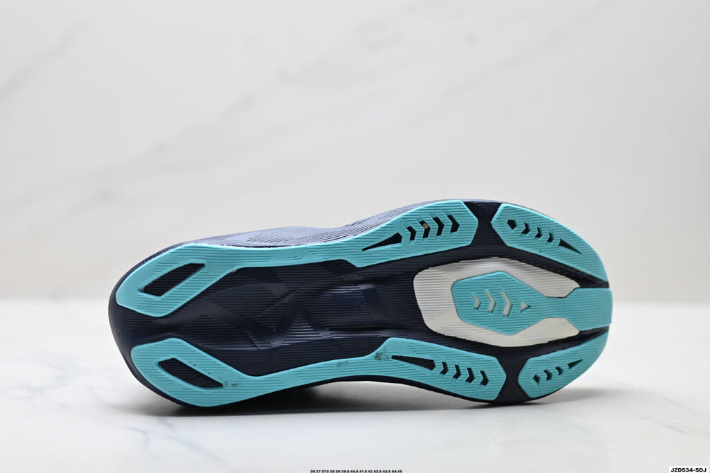 ASICS Novablast 6 Running Shoes