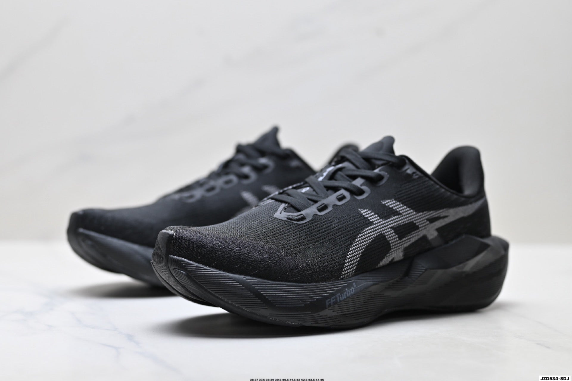 ASICS Novablast 6 Running Shoes