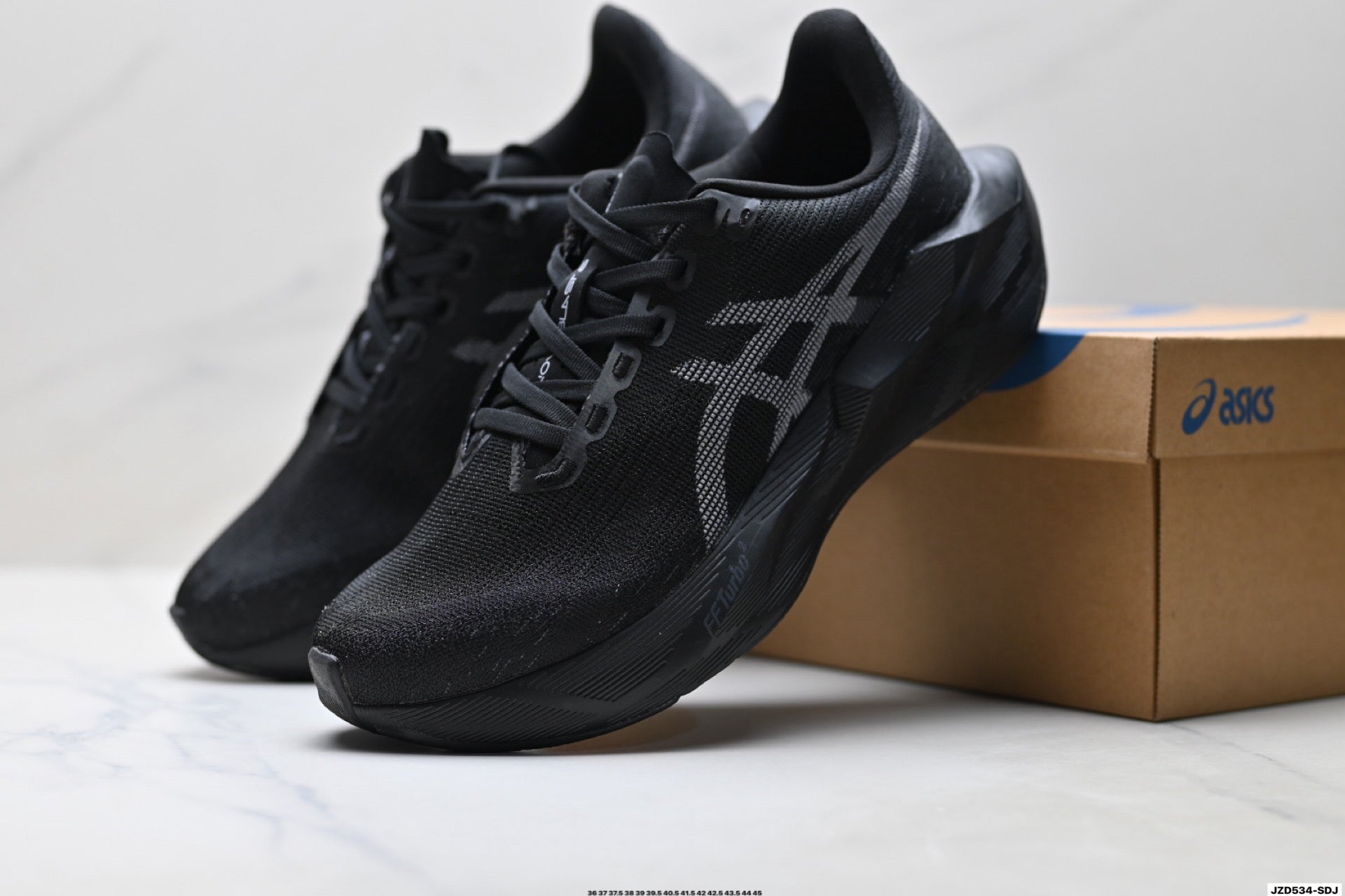 ASICS Novablast 6 Running Shoes
