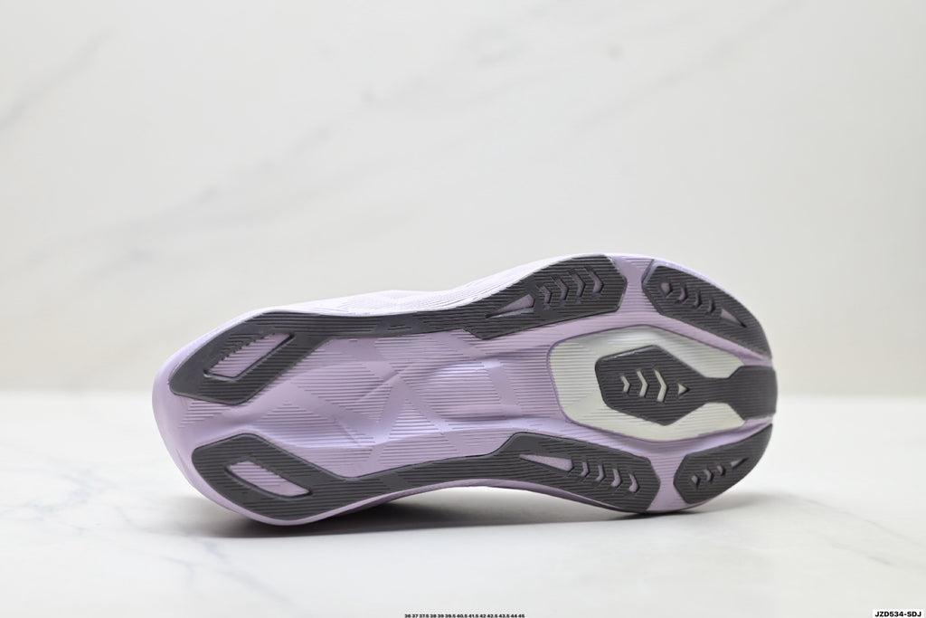 ASICS Novablast 6 Running Shoes