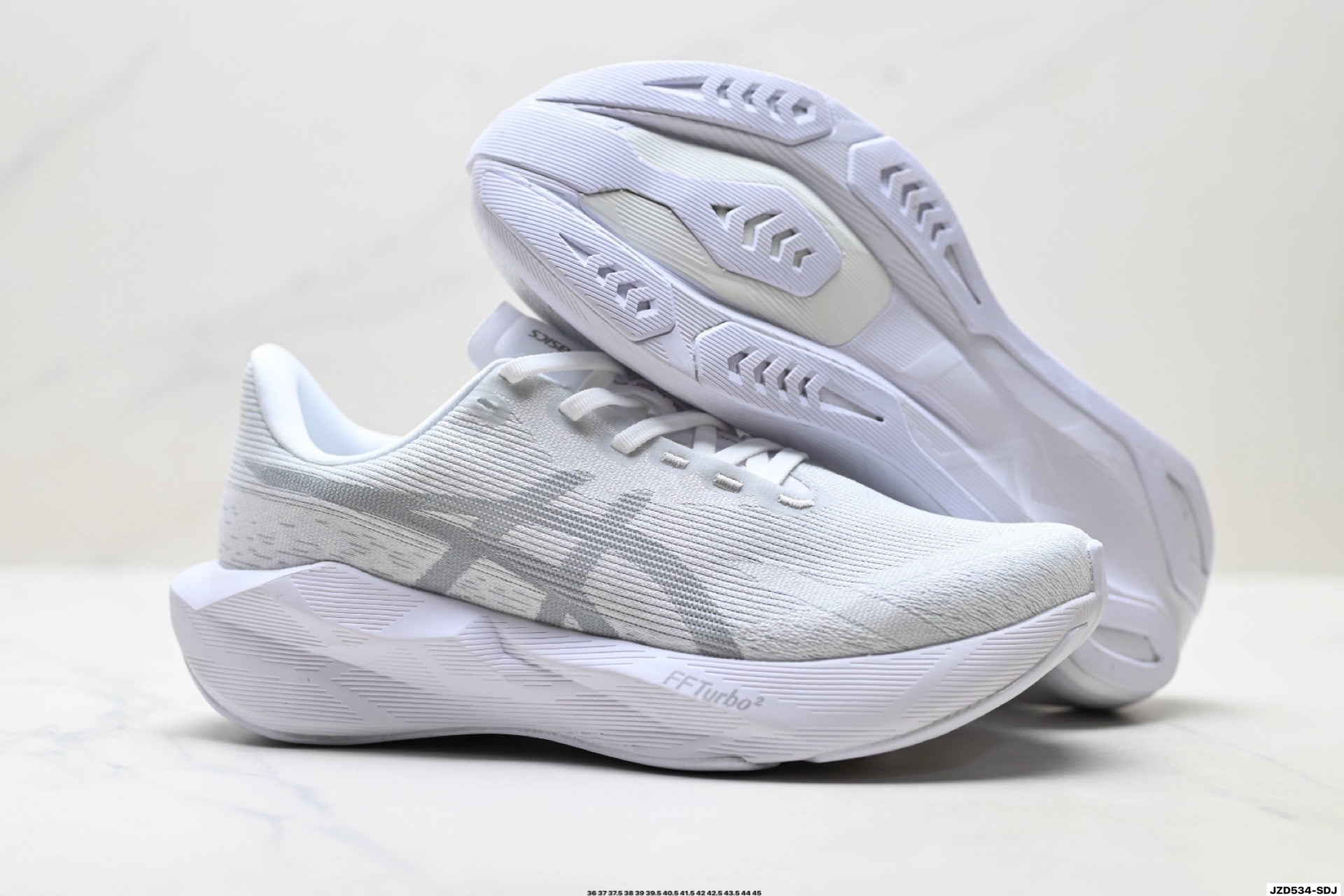 ASICS Novablast 6 Running Shoes