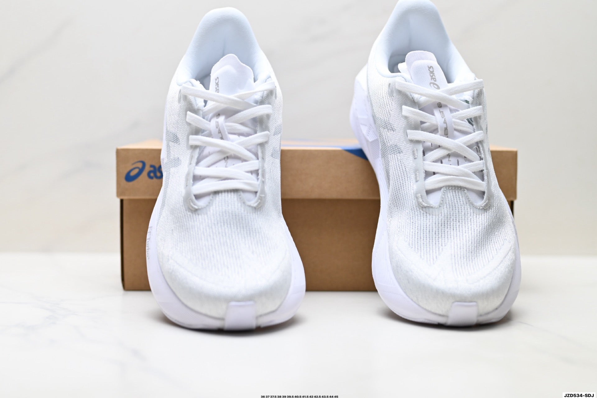 ASICS Novablast 6 Running Shoes