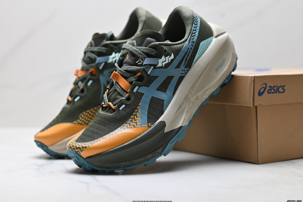 ASICS TRABUCO MAX 5 Trail Running Shoes
