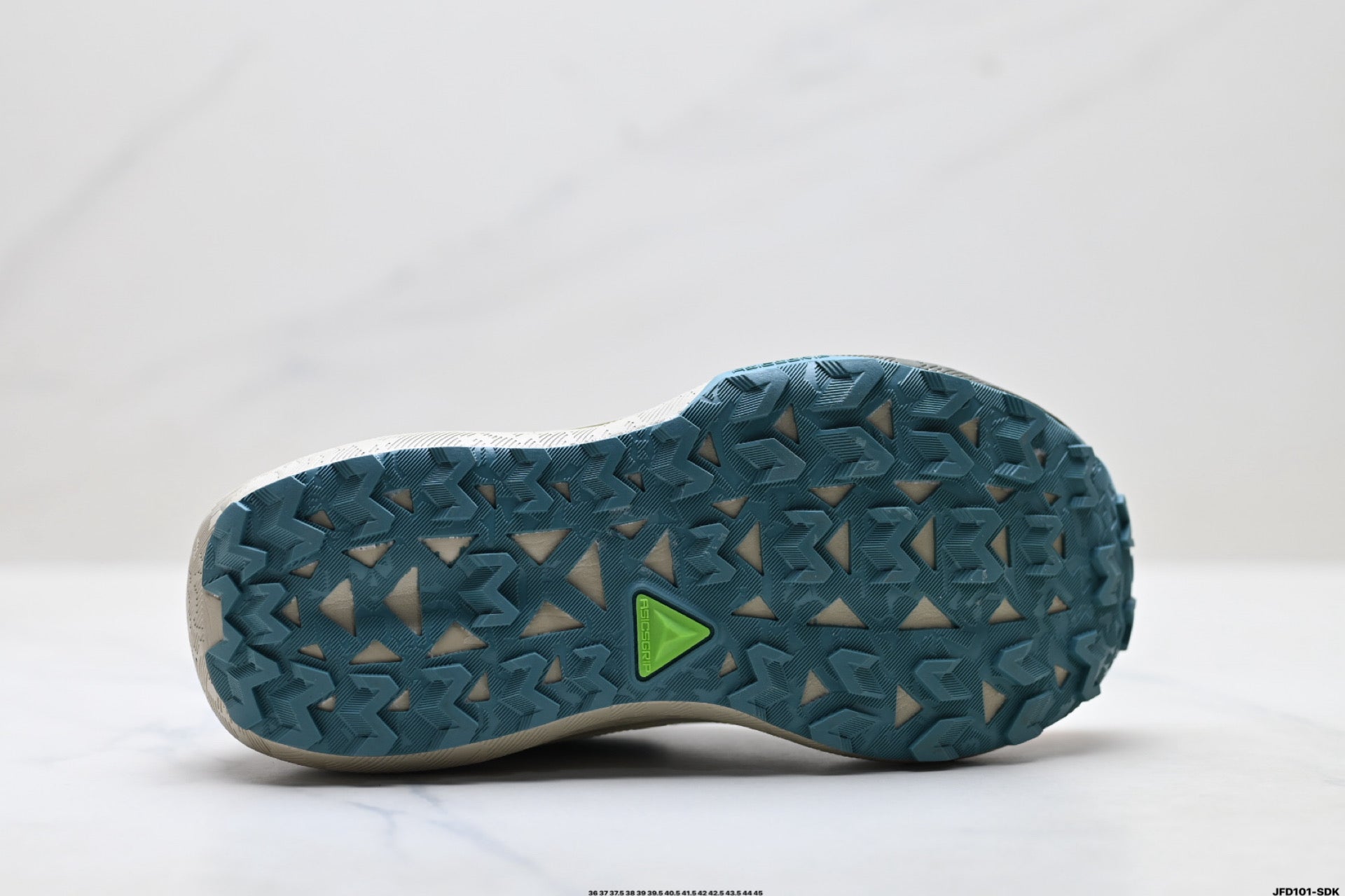 ASICS TRABUCO MAX 5 Trail Running Shoes