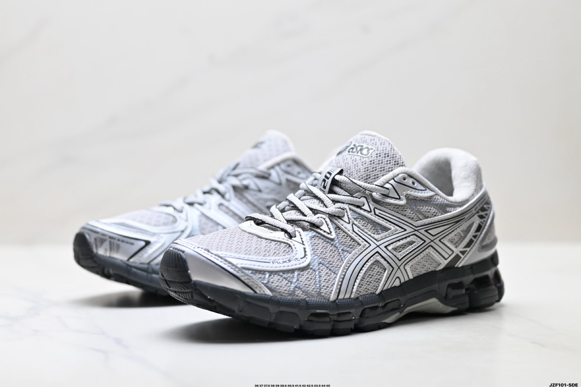 ASICS GEL-KAYANO 20 Running Shoes