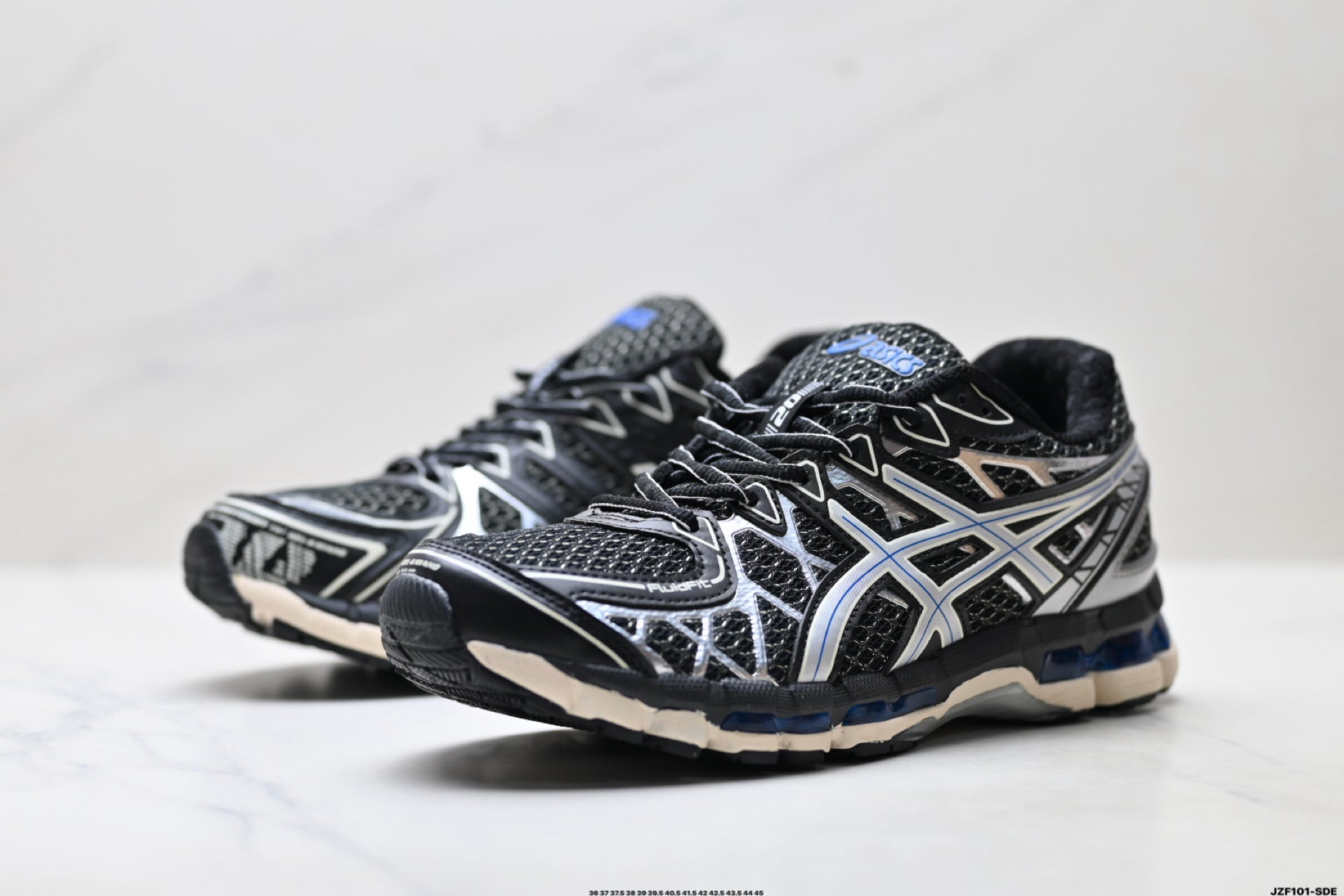ASICS GEL-KAYANO 20 Running Shoes