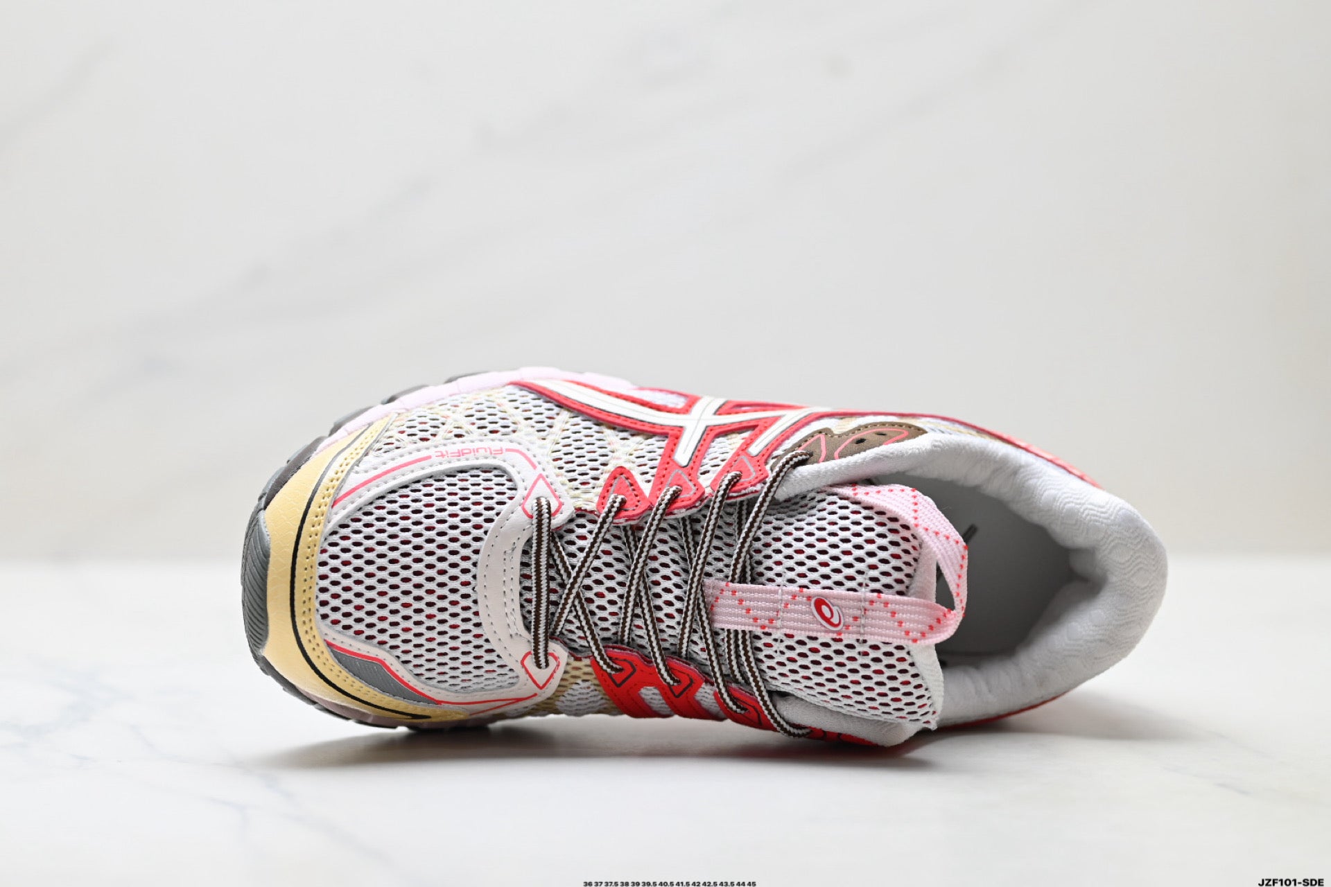 ASICS GEL-KAYANO 20 Running Shoes
