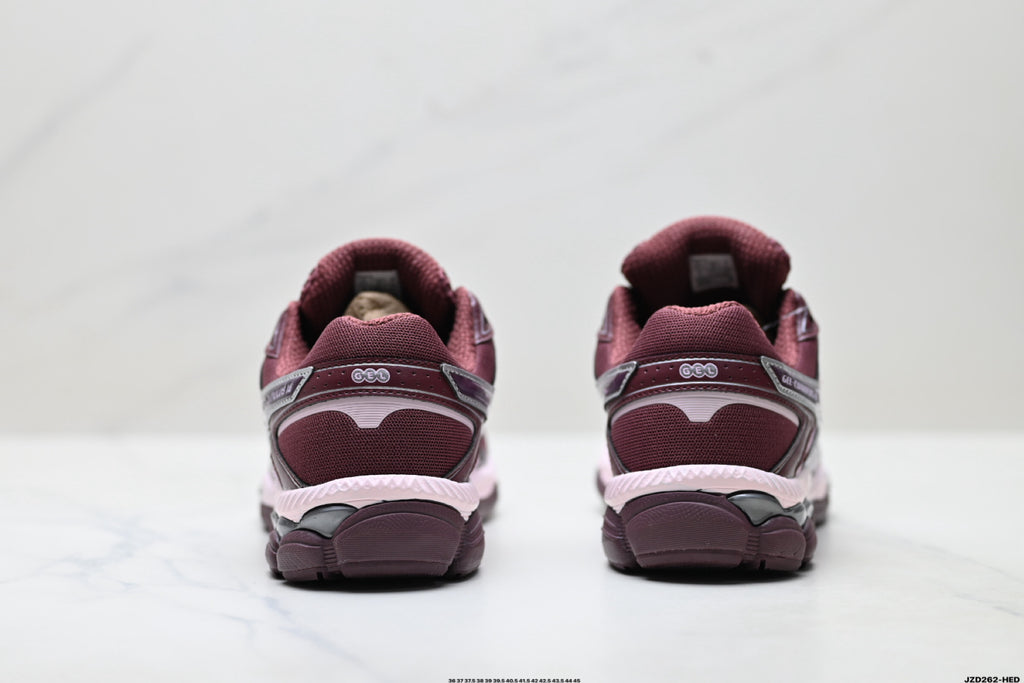 ASICS GEL-Cumulus 16 Running Shoes