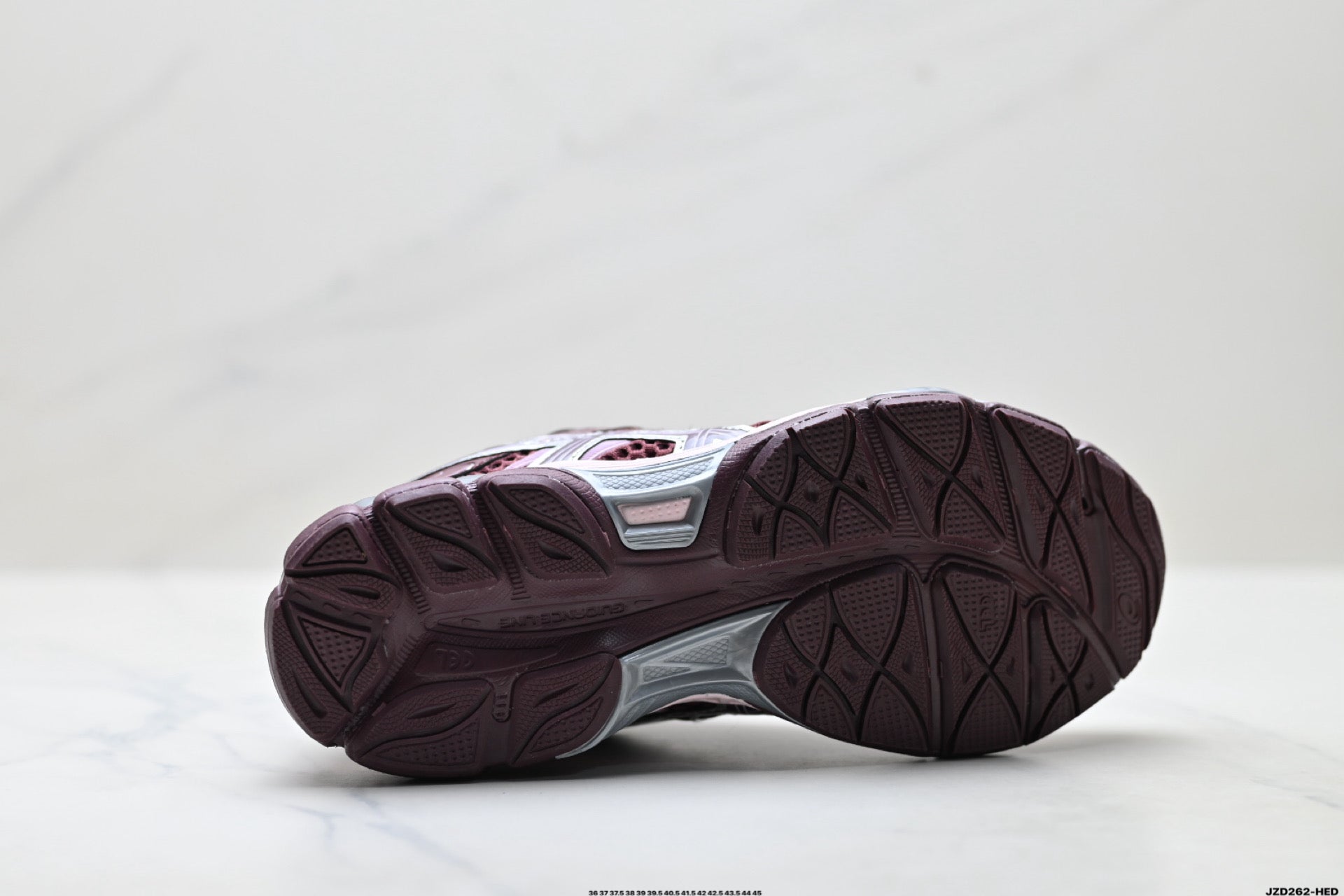 ASICS GEL-Cumulus 16 Running Shoes