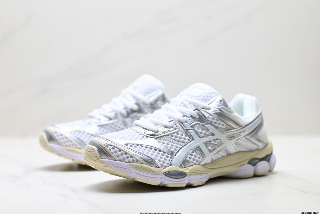 ASICS GEL-Cumulus 16 Running Shoes