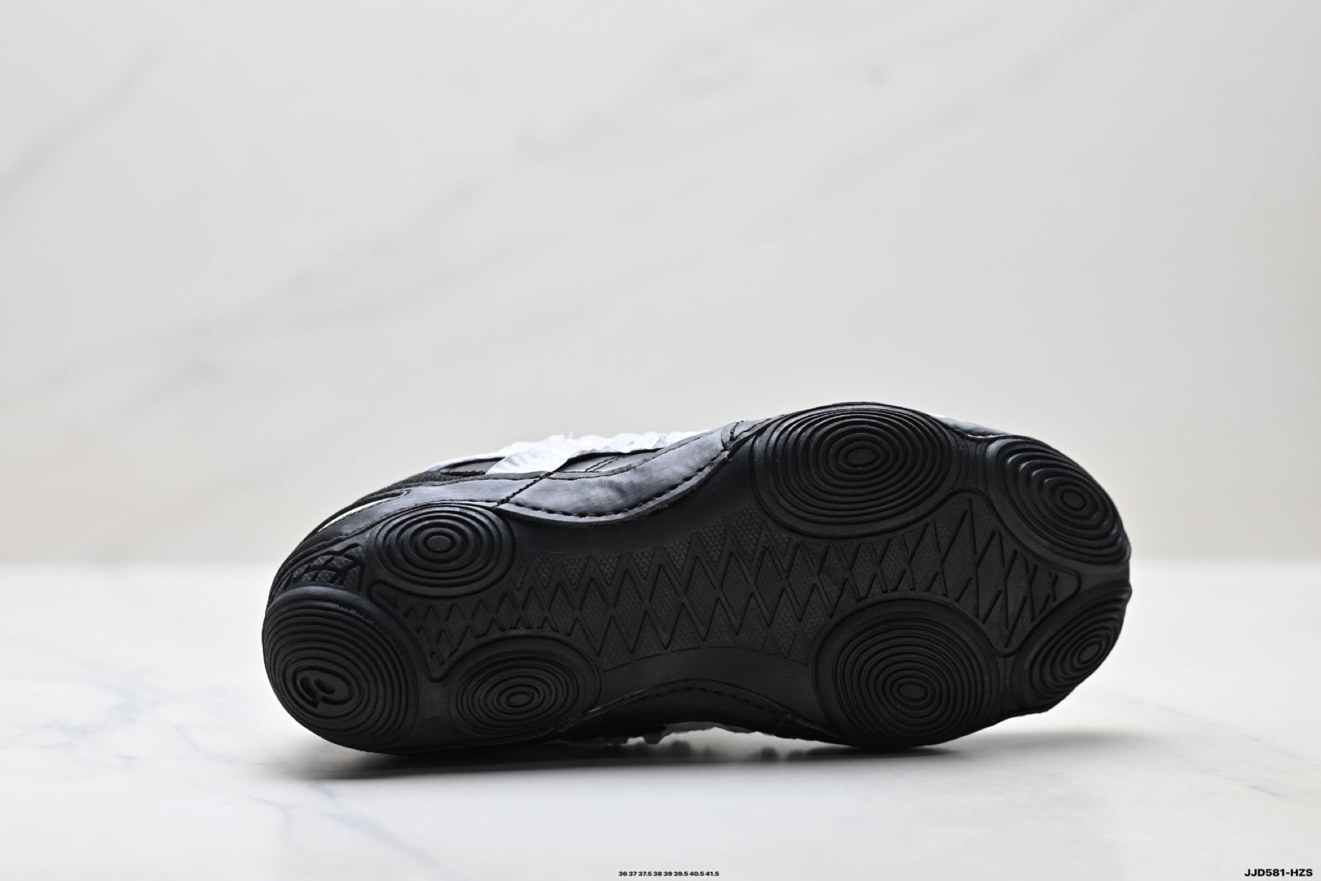 ASICS Hypersync Retro Lifestyle Sneakers