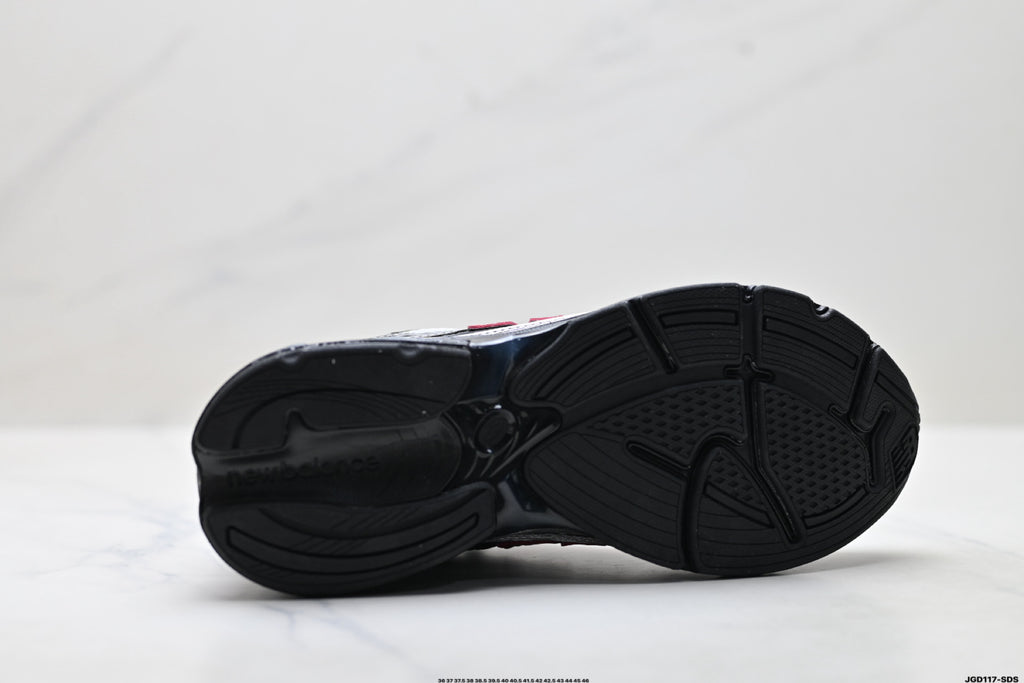 New Balance 2010 Retro Lifestyle Sneakers