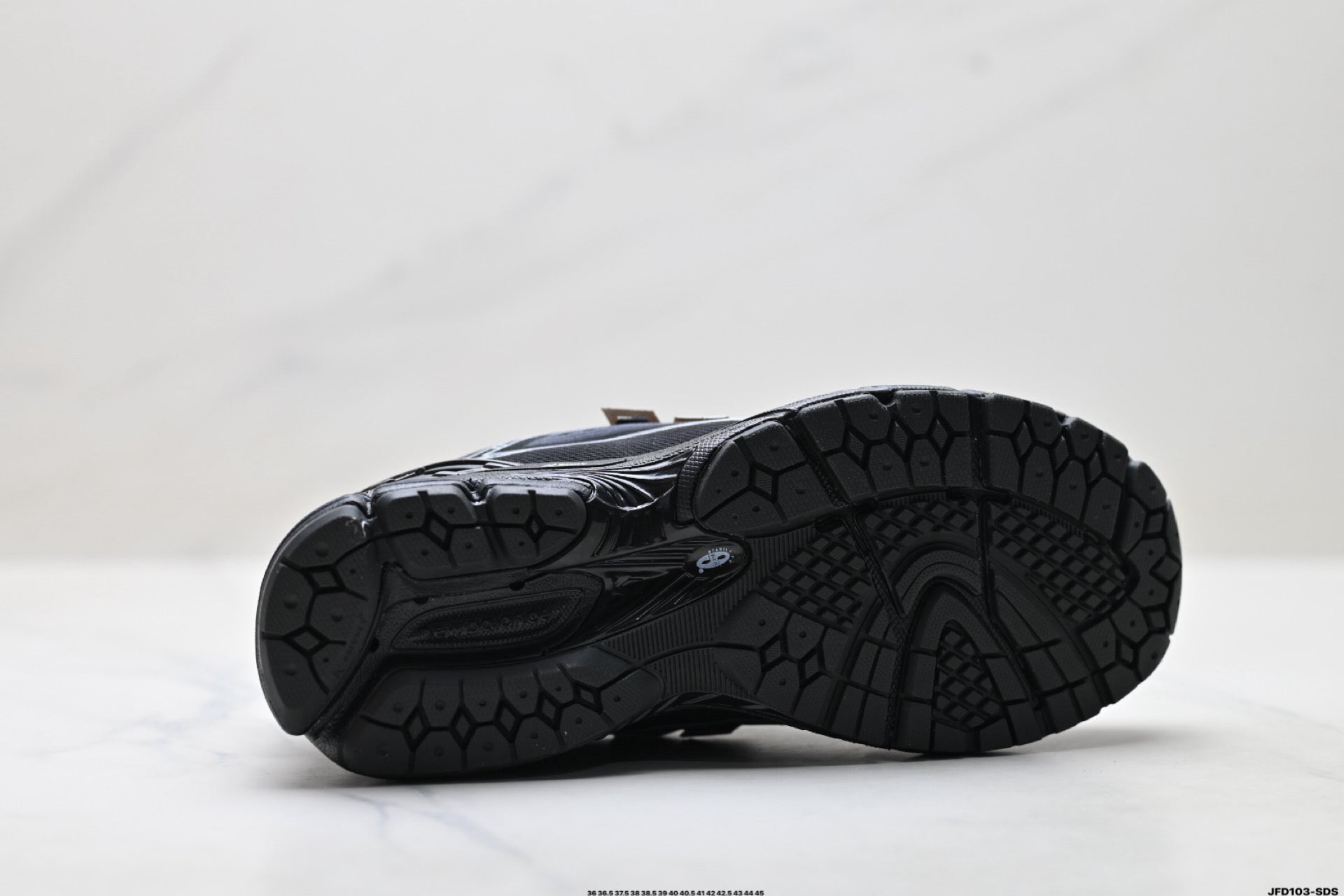 New Balance 1906 Retro Lifestyle Sneakers