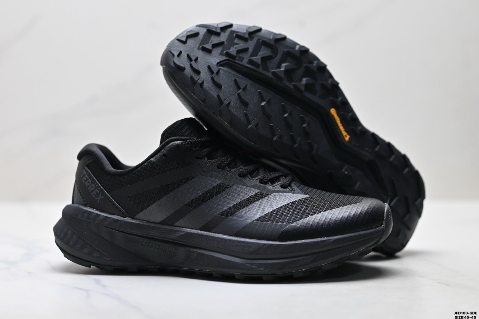 Adidas K81801650 Men's Running Shoes - Black - image 9